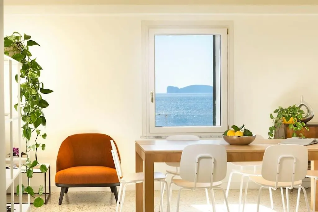 Centro Storico, Appartamento Esclusivo, 4' Piano Senza Ascensore, Perfettamente Isolato E Condizionato 알게로 0*,  이탈리아