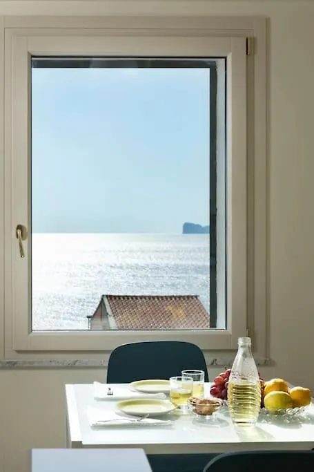Centro Storico, Appartamento Esclusivo, 4' Piano Senza Ascensore, Perfettamente Isolato E Condizionato 알게로 아파트